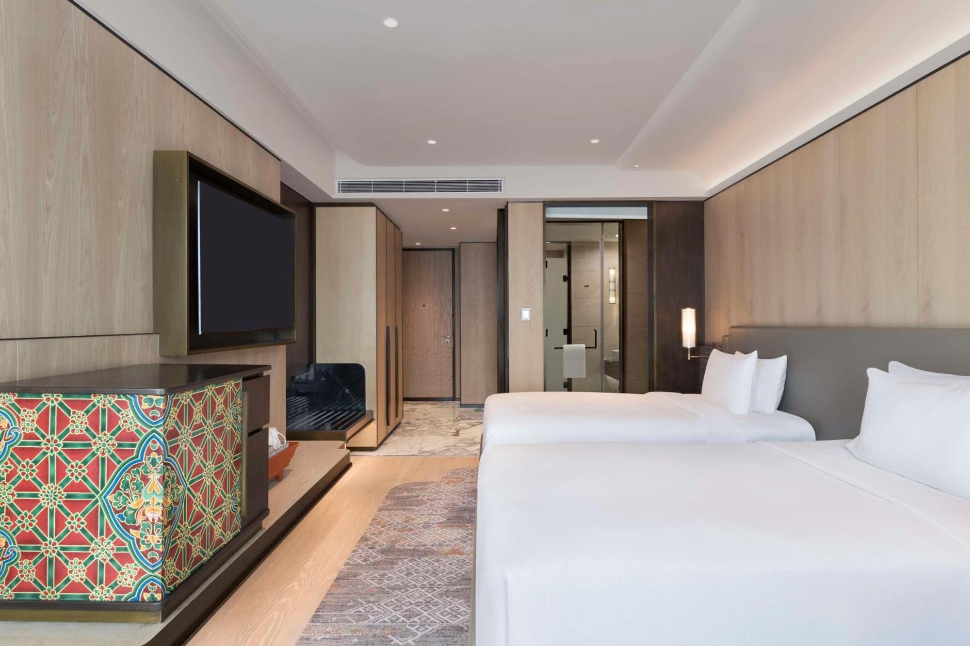 Hilton Kathmandu Hotel Exterior photo